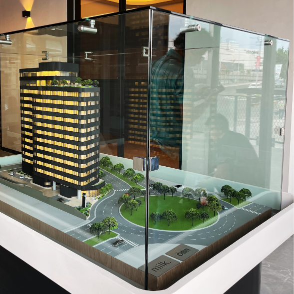 PROYECTO MILK LIFE INVESTMENTS (THE OWN QUERETARO)